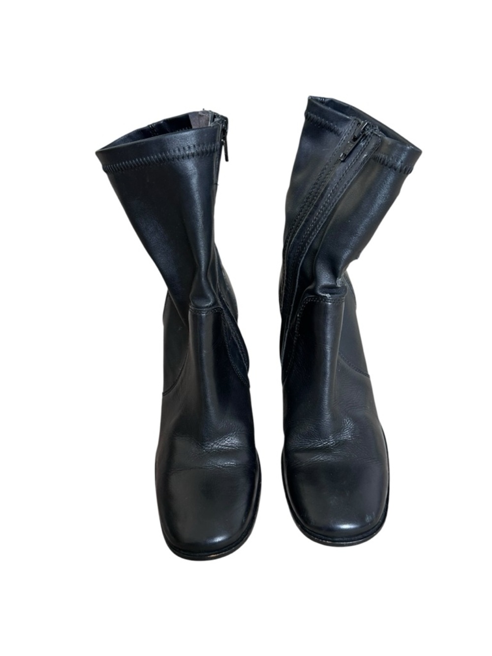 Seychelles Black Leather Ankle Zip Booties